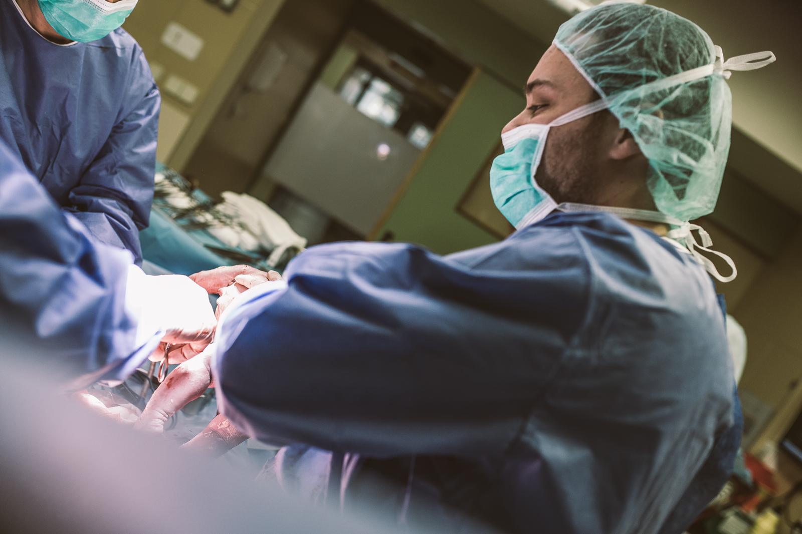 Bloc opératoire en césarienne